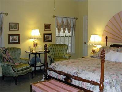 Beland Manor Inn Fort Smith Room photo